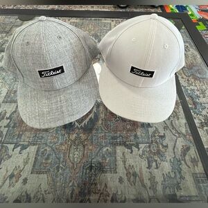 2 NEVER WORN TITLEIST men’s golf hats